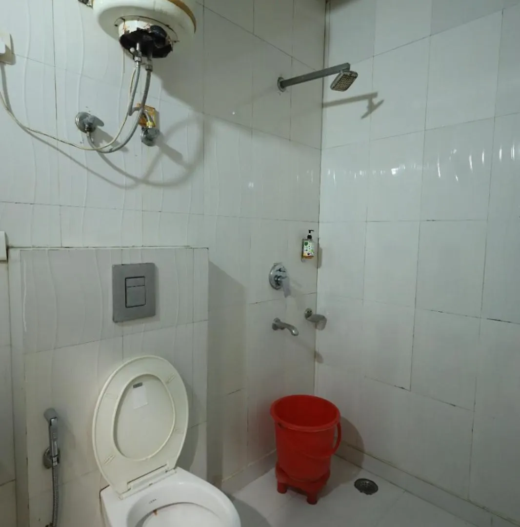 Hotel Paramont Inn Airport New Delhi