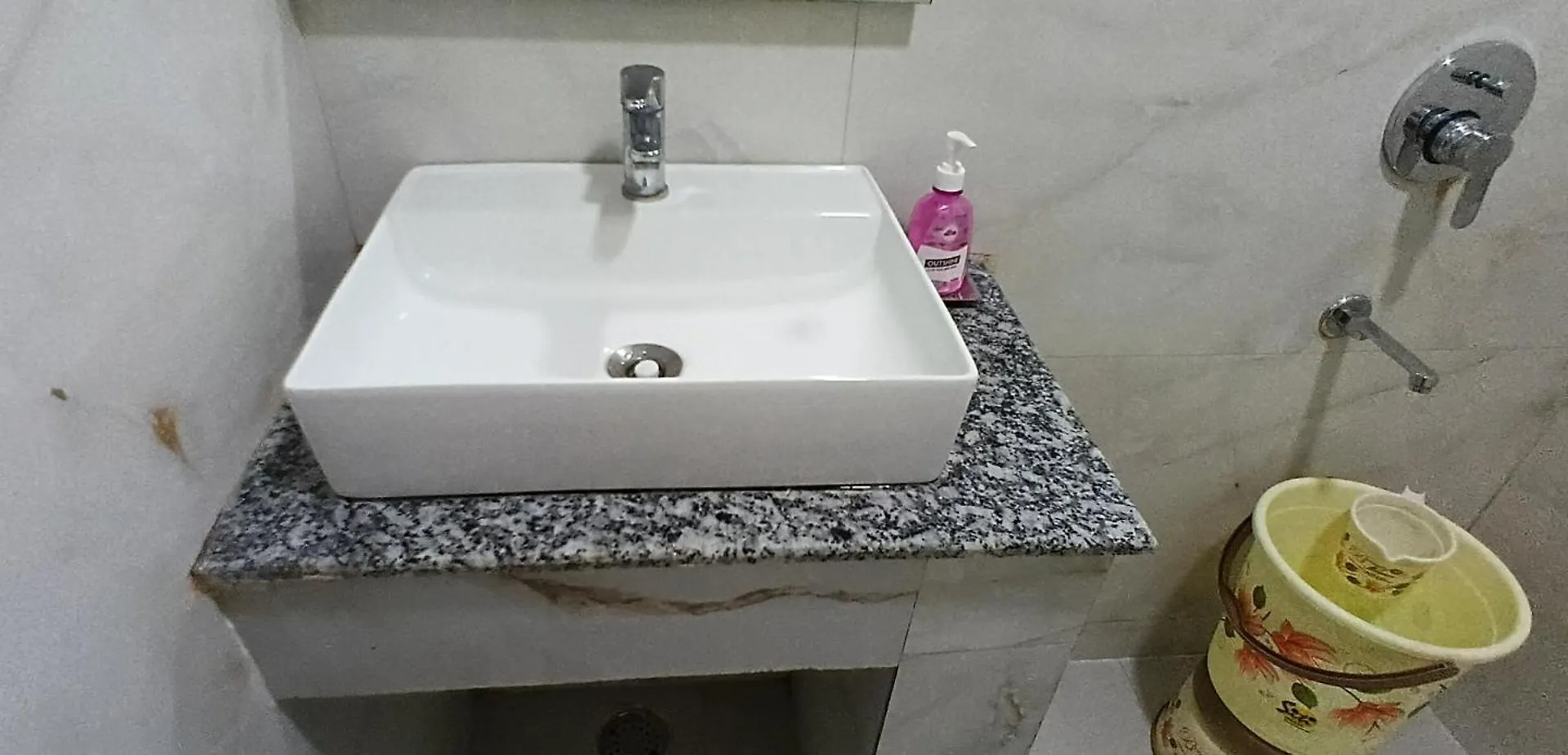 Hotel Paramont Inn Airport New Delhi