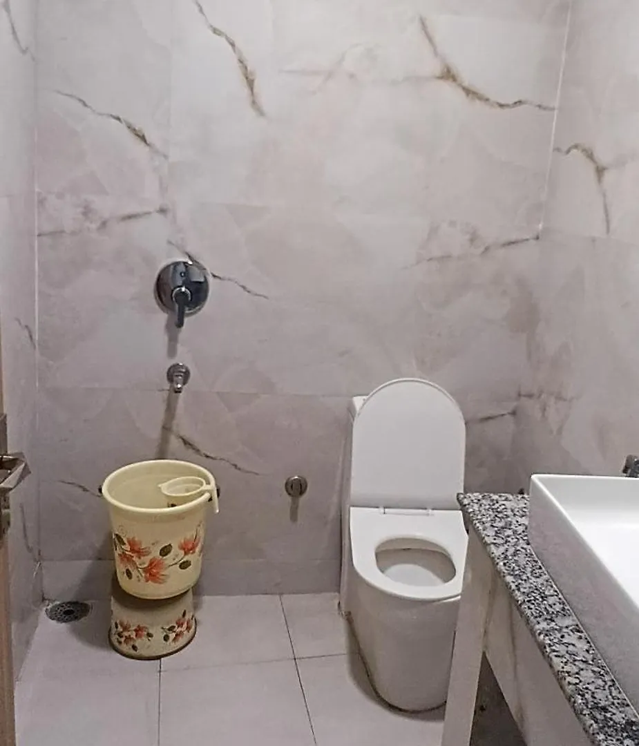 Hotel Paramont Inn Airport New Delhi