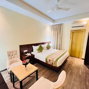 Banz Near Delhi Airport Hotel